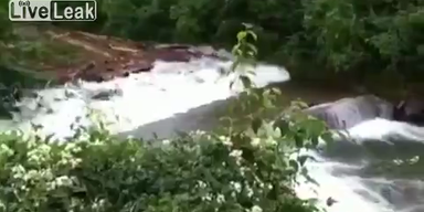 Spektakul&auml;r: Bach wird zu rei&szlig;endem Fluss