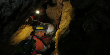 Höhlen-Forscher steht vor Bergung