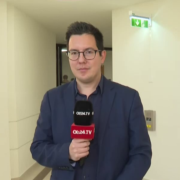 Riesen Andrang zum Prozess um Bandenkrieg in Wien