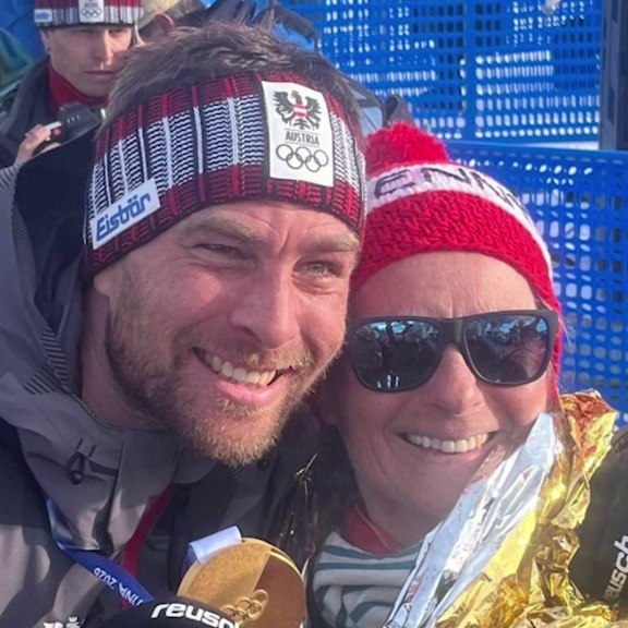 Karl holt Gold: Ganze Familie fiebert mit