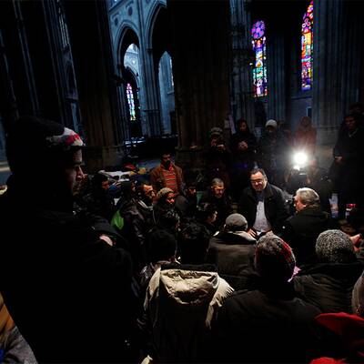 Flüchtlingscamper in der Votivkirche