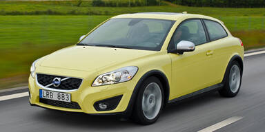 Saubere Modelle vom Volvo V40 und C30