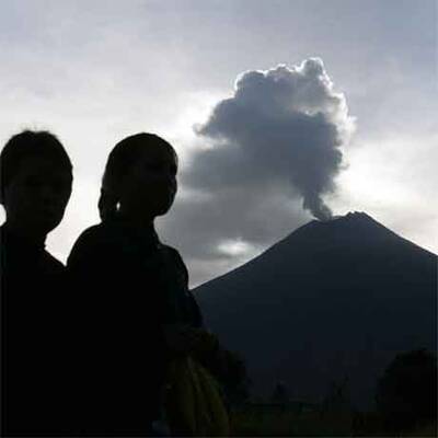 Mehrere Vulkane in Südamerika aktiv