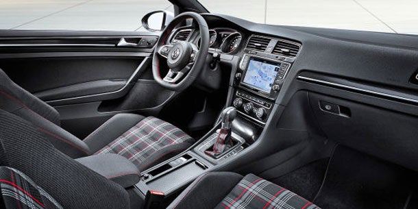 Fotos zeigen den neuen VW Golf VII GTI