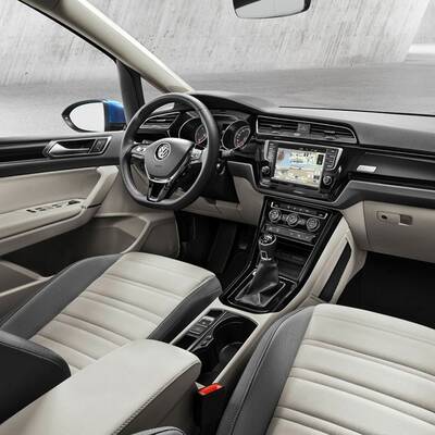 VW Touran (2015)