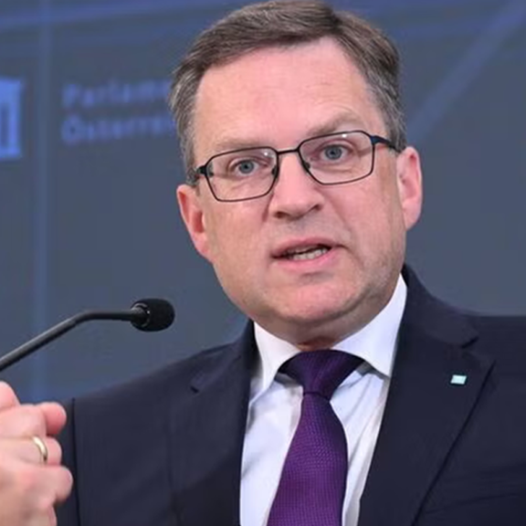 Fix: An diesem Tag steht ÖVP-Klubchef Wöginger vor Gericht