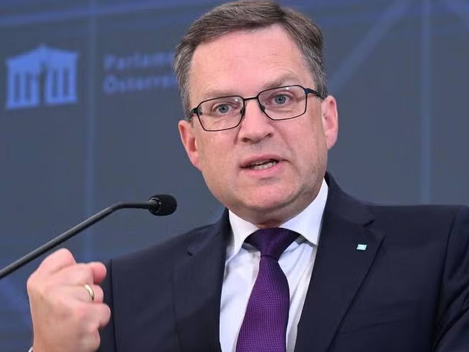 ÖVP-Klubchef muss doch vor Gericht: Schwarze "überrascht" - Politik-Live