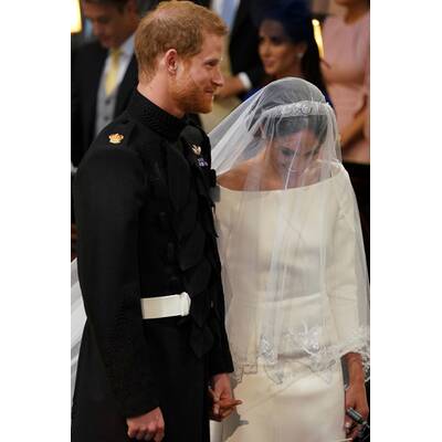 Meghan & Harry im Jaguar