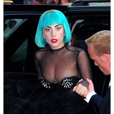 Lady Gaga: Trennung von ihrem Kleid