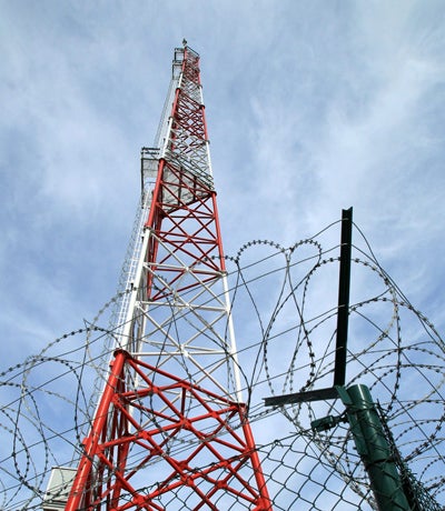 Polen baut Wachtürme an Grenze