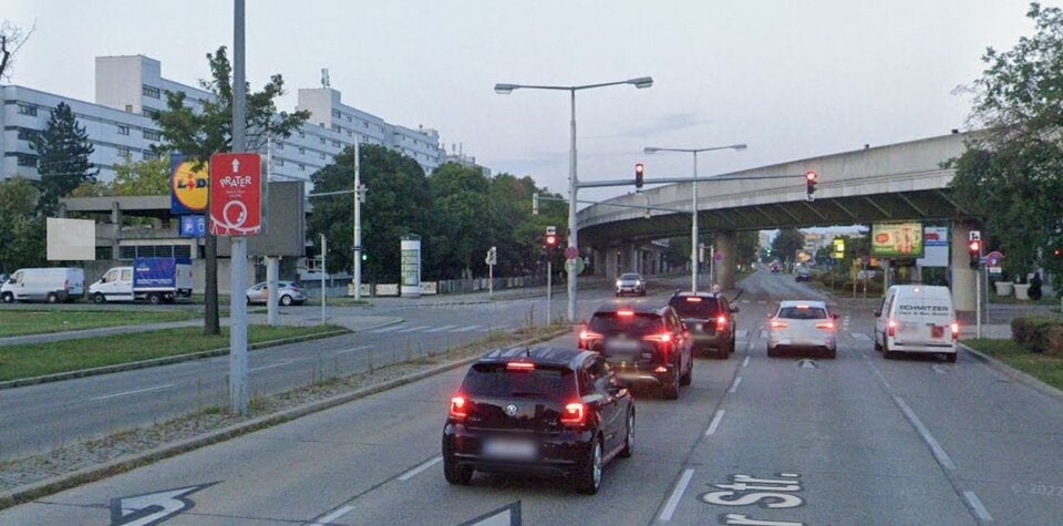 Unfallstelle MA 48 Müllwagen