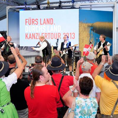 NEOS-Wahlkampfgeschenke