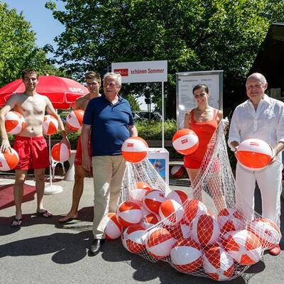NEOS-Wahlkampfgeschenke