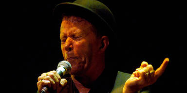 tom waits