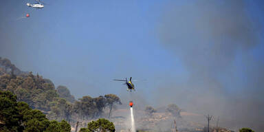 600 Menschen fliehen vor Waldbrand