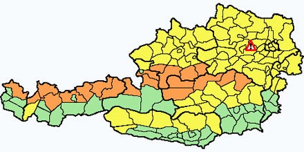 Schnee sorgt für Sperren und Unfälle