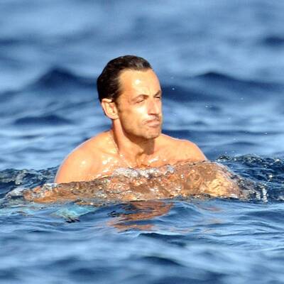 Hier planscht Präsident Sarkozy