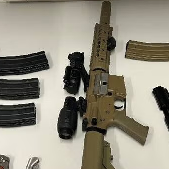 Nach vier Flaschen Vodka und 4 Promille: Mann zielte mit Gewehr auf WEGA-Beamte