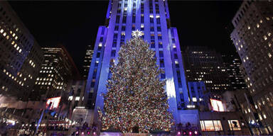 New Yorker Weihnachtsbaum hat 30.000 Lichter