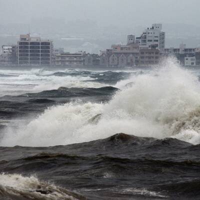 So wütet Taifun Neoguri