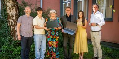 Laptops f&uuml;r die Sch&uuml;ler in Wels.