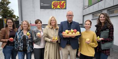 Gesundes Obst f&uuml;r Welser Sch&uuml;ler.