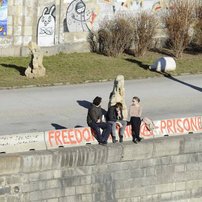 Viele zog es an die sonnigen Plätze