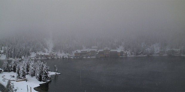 Halber Meter Neuschnee in den Bergen