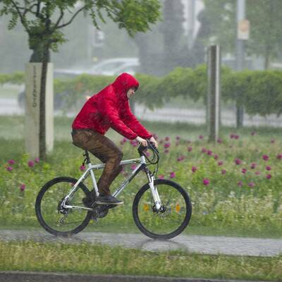 Sintflut-Regen überschwemmt Wien