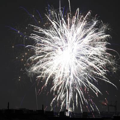 Trotz eisiger Kälte wurde der Jahreswechsel ausgiebig gefeiert. 