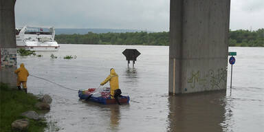Passagiere sicher an Land gebracht