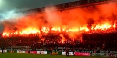 Skandal: Feuer-Show stoppt Wiener Derby