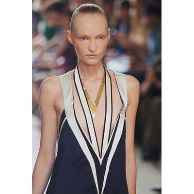 Paris Fashion Days, Precollections F/S 2011