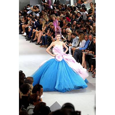 Paris Fashion Days, Precollections F/S 2011