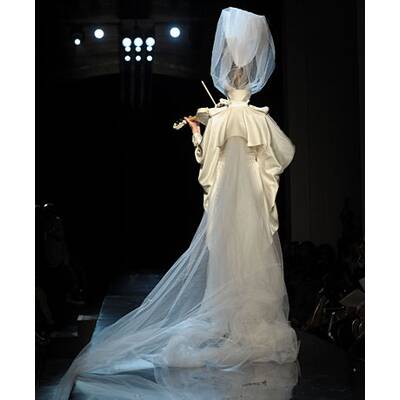 Paris Haute Couture Week, H/W 2010