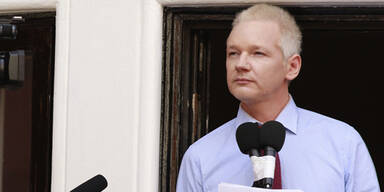  Assange klagt Hexenjagd an