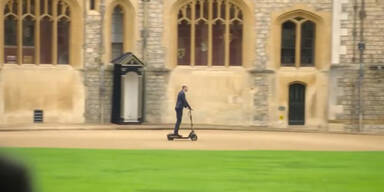 Hier rast Prinz William mit E-Scooter durch Schloss Windsor