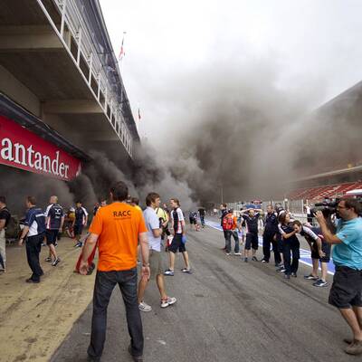 F1: Feuer in der Williams-Box