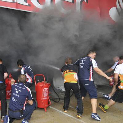 F1: Feuer in der Williams-Box