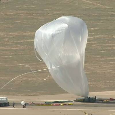 Wegen Windes wurde Baumgartners Sprung abgebrochen.