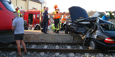 Übungsfahrt: 16-Jährige übersah Zug 