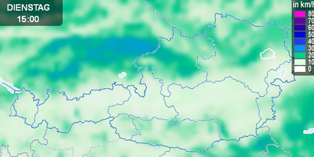 Wind peitscht Regen durchs Land
