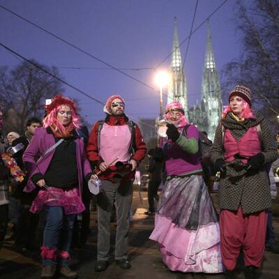 2.000 Polizisten im Ball-Einsatz