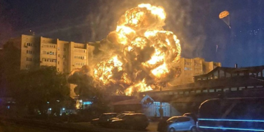 Wohnhaus Ukraine Jet abgest&uuml;rzt