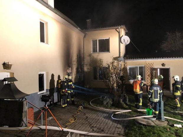 Familientragödie: Mann im Rollstuhl und Mutter starben bei Brand