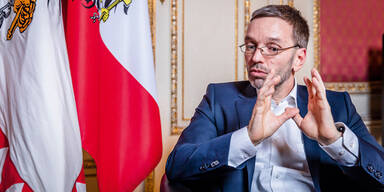Kickl: Fahrplan f&uuml;r Stopp der Fl&uuml;chtlinge ist fix