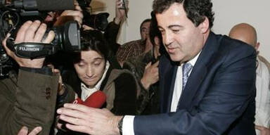 wolfgang_floettl_konsole_apa