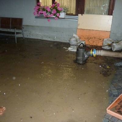 Starkregen setzt Teile Österreichs unter Wasser