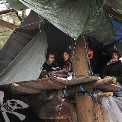 Aktivisten wollen Flughafenausbau verhindern