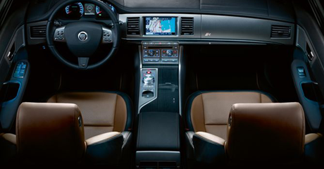 Jaguar bringt neue Variante des XF